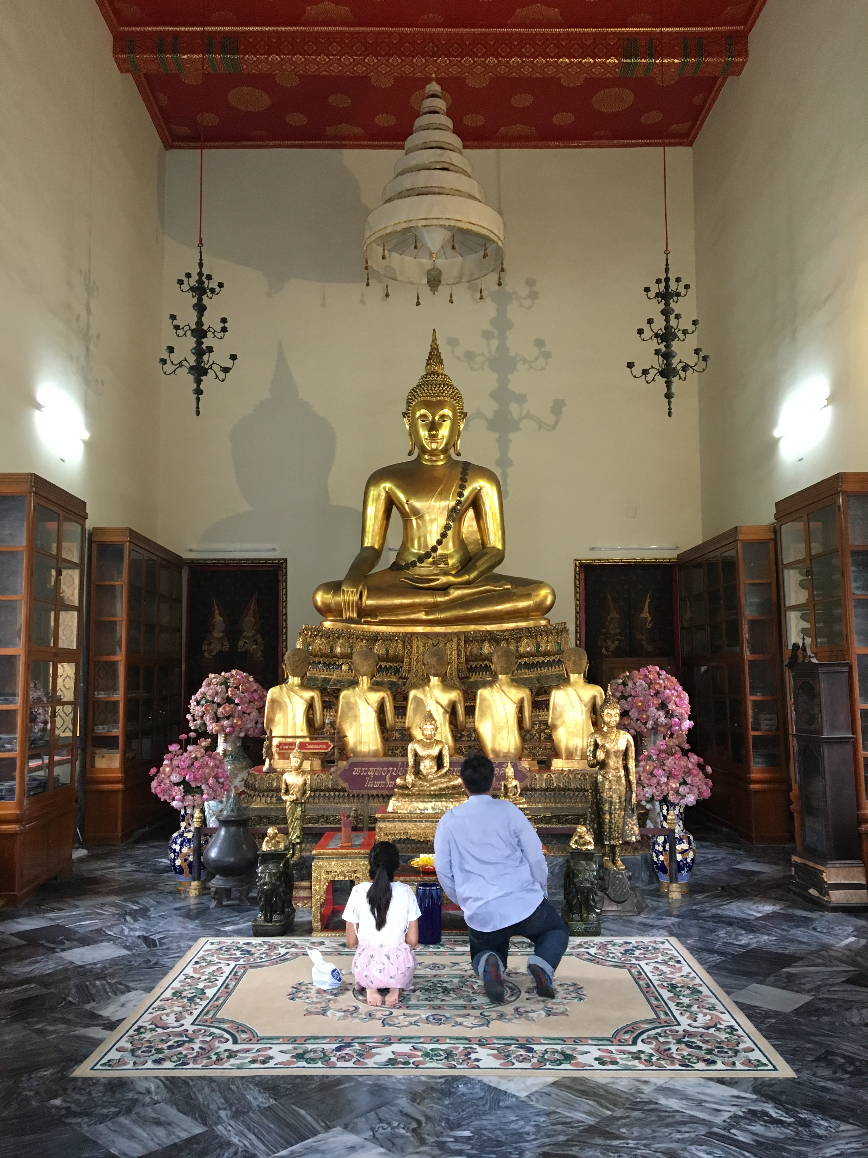 Praying to Buddha